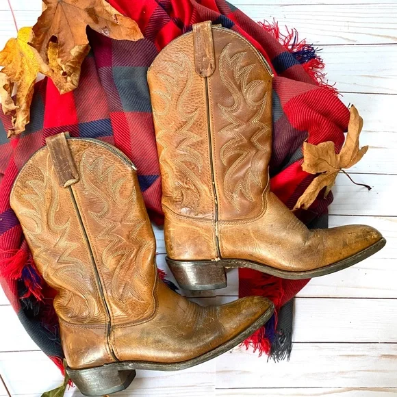 Cowboy boots poshmark sale